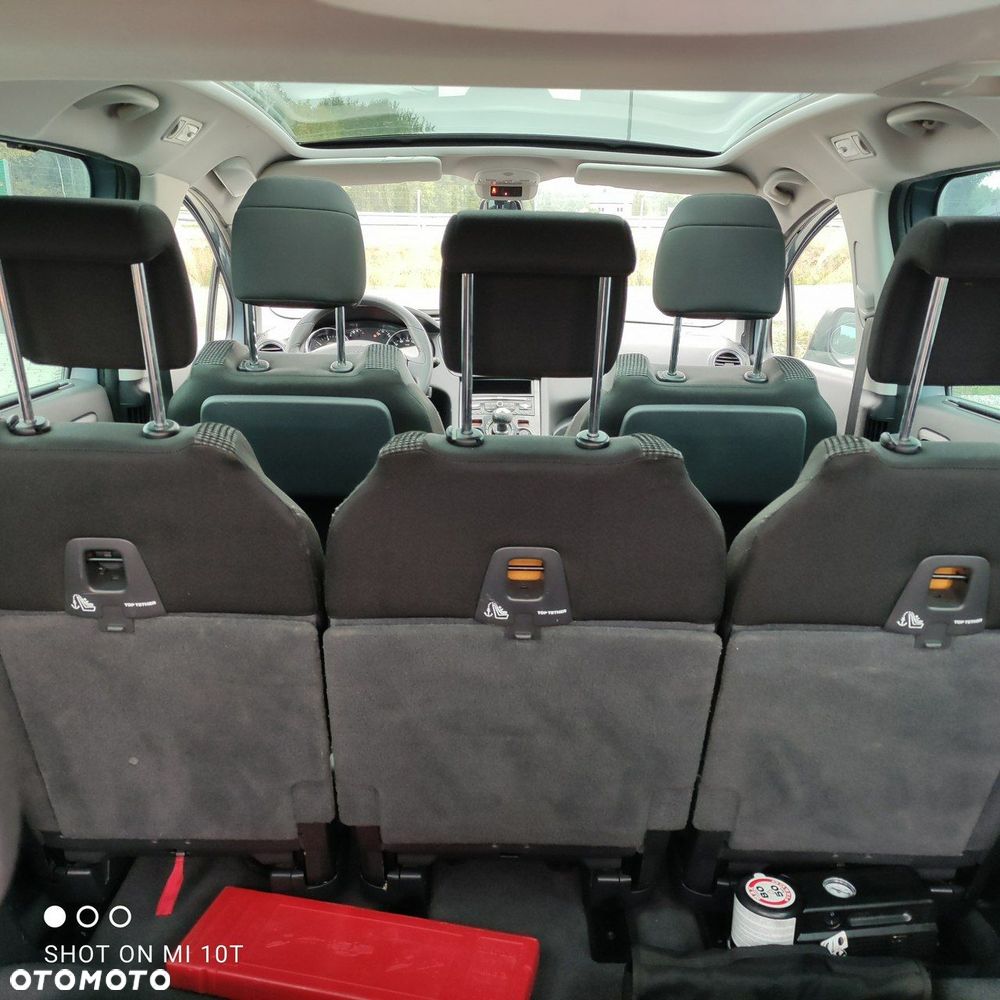 Peugeot 5008 - 14