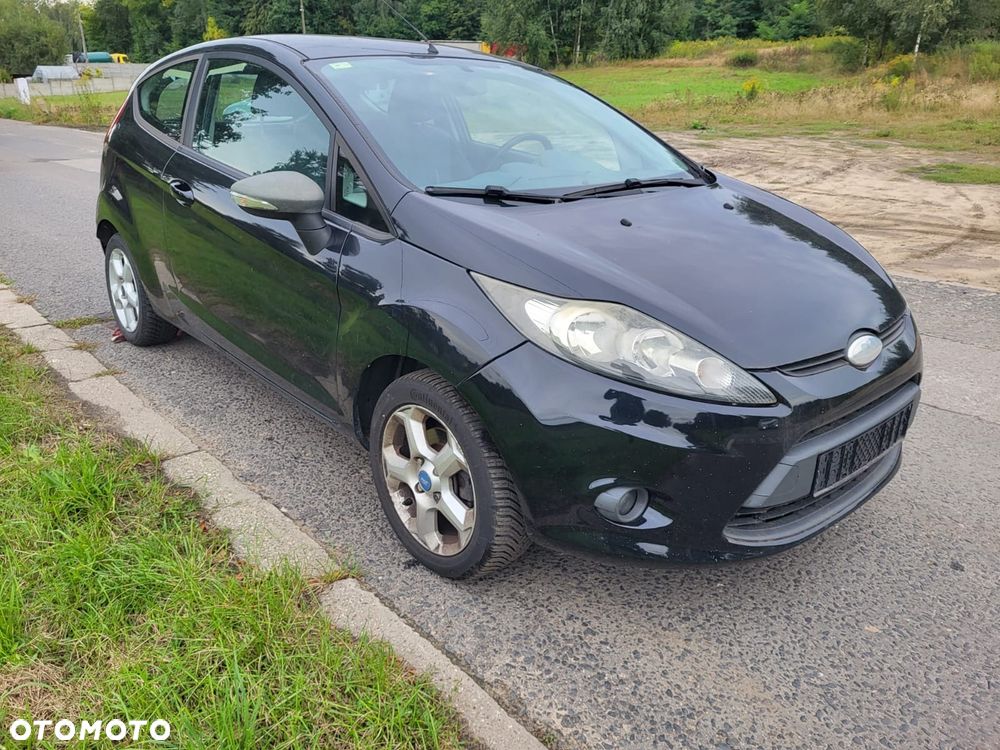 Ford Fiesta 1.25 Ambiente - 2