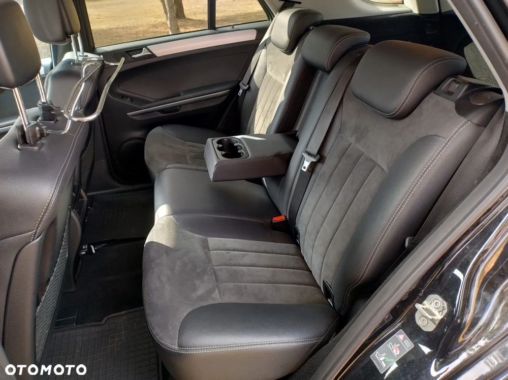 Mercedes-Benz ML - 27