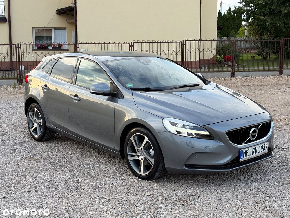 Volvo V40 D2 Momentum - 3