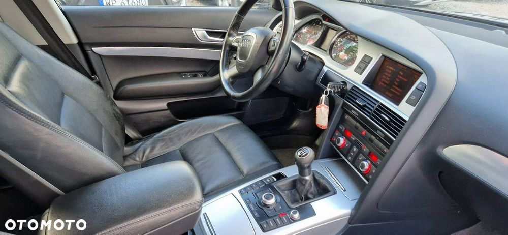 Audi A6 Avant - 32