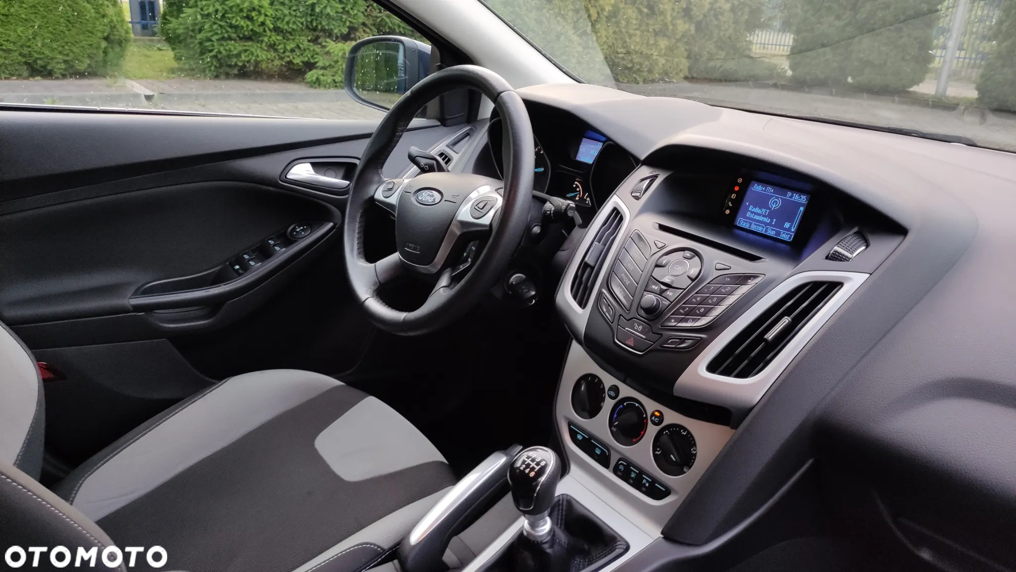 Ford Focus Turnier 1.0 EcoBoost Start-Stopp-System SYNC Edition - 24