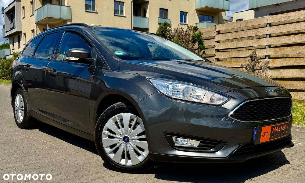 Ford Focus 1.0 EcoBoost Trend Sport - 39