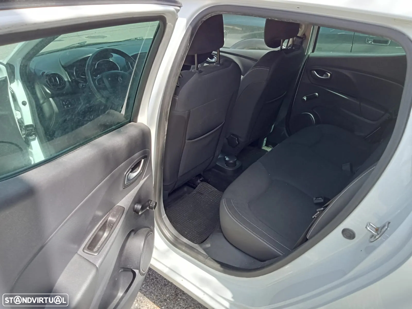 Renault Clio 1.5 dCi Limited - 7