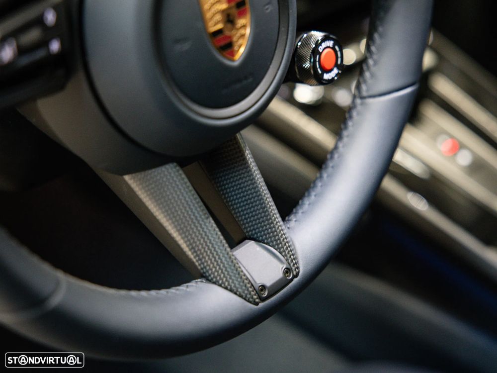 Porsche 911 (992) Carrera 4S PDK - 36