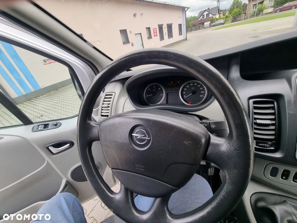 Opel Vivaro L2H1 2.9t - 24