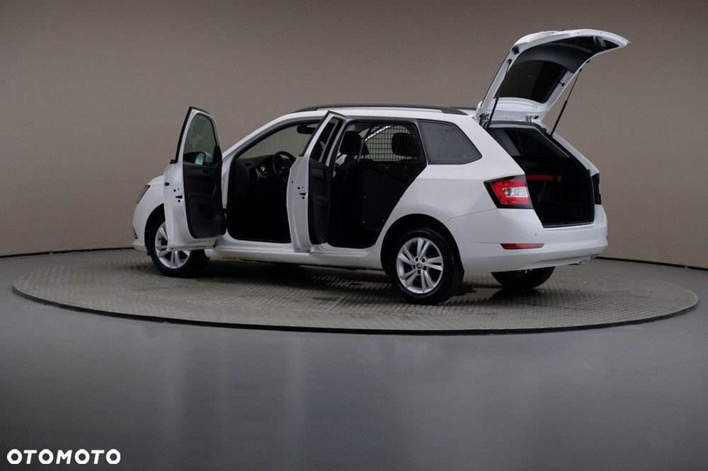 Skoda Fabia 1.0 TSI Ambition - 7