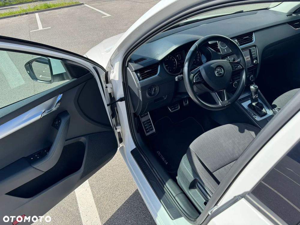 Skoda Octavia 2.0 TDI 4x4 Edition DSG - 7