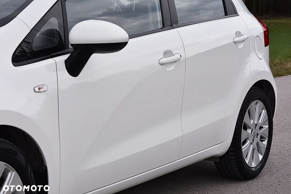 Kia Rio 1.2 M - 29