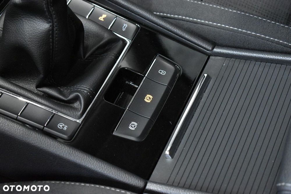 Skoda Superb 1.8 TSI Ambition - 17