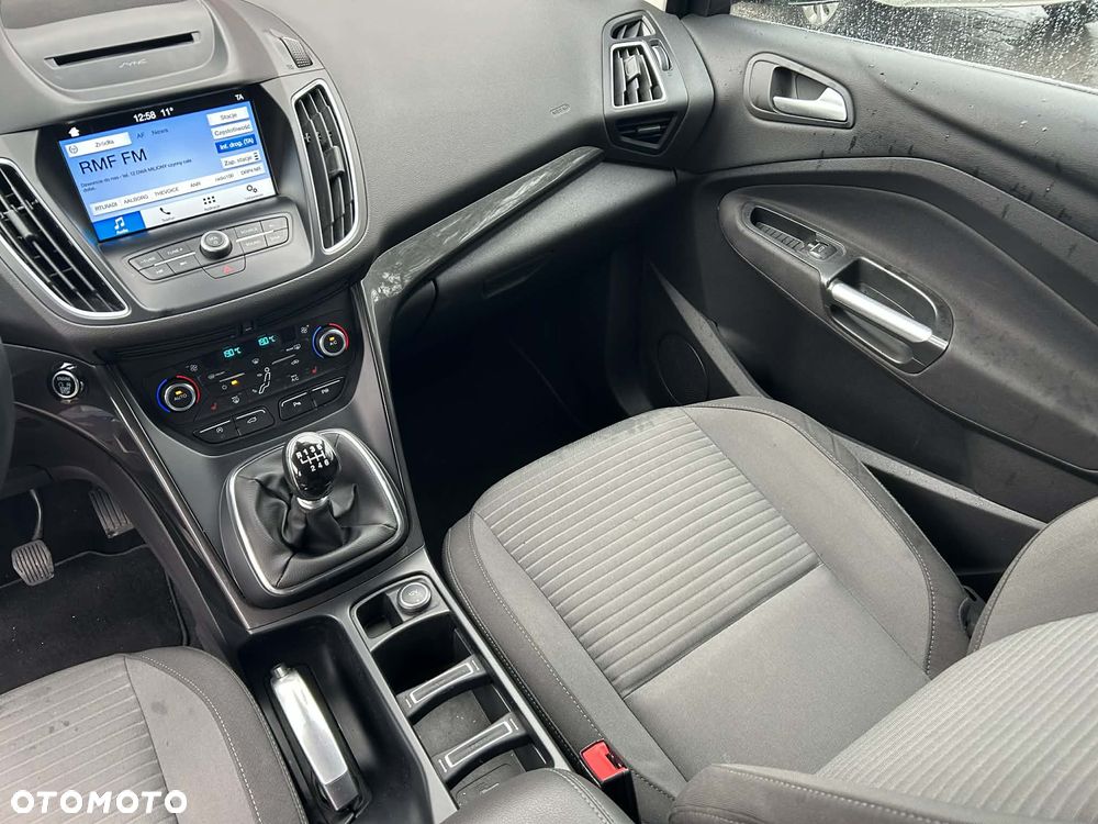 Ford C-MAX - 17