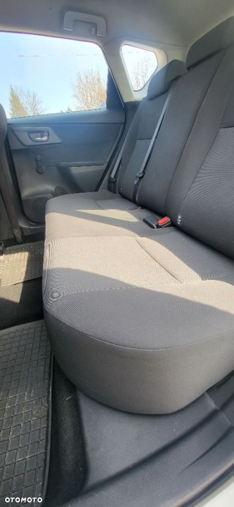 Toyota Auris - 10
