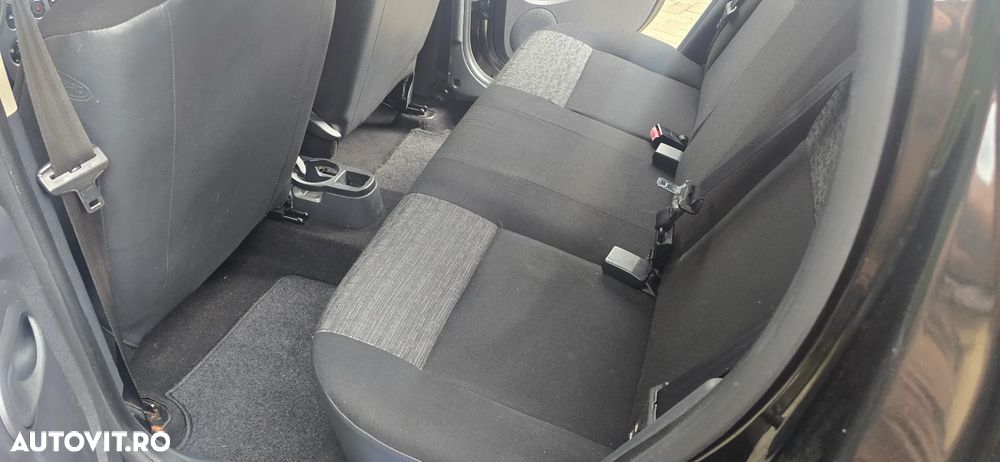 Dacia Duster 1.5 dCi 4x2 Ambiance - 8