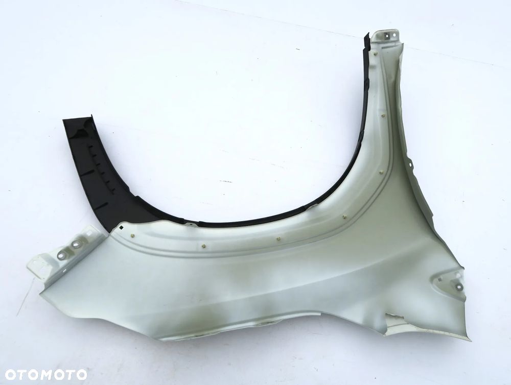 SUZUKI S-CROSS 2022 - Błotnik listwa lewy przód L SCROSS ORYGINAŁ OE - 4