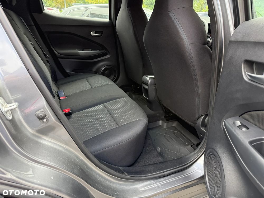Nissan Juke 1.0 DIG-T Acenta - 11