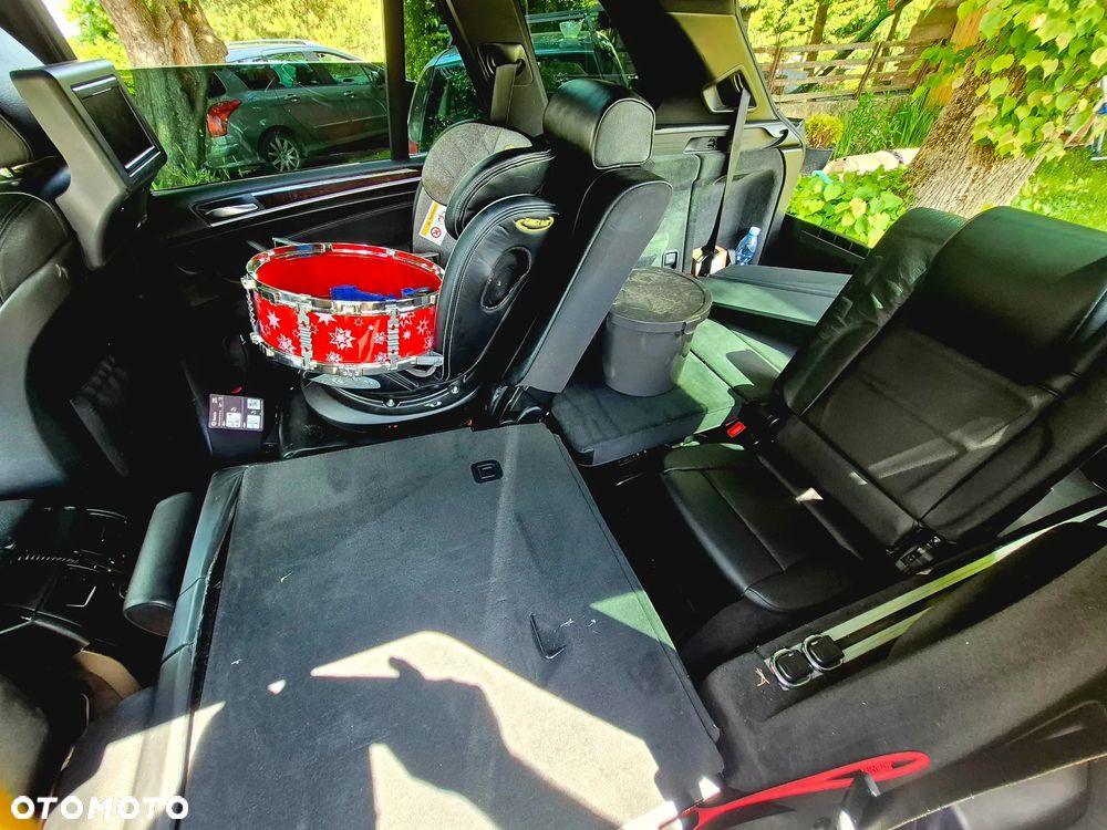 BMW X5 4.8i xDrive - 8