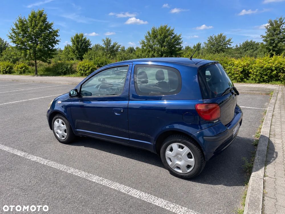 Toyota Yaris 1.0 Terra - 2