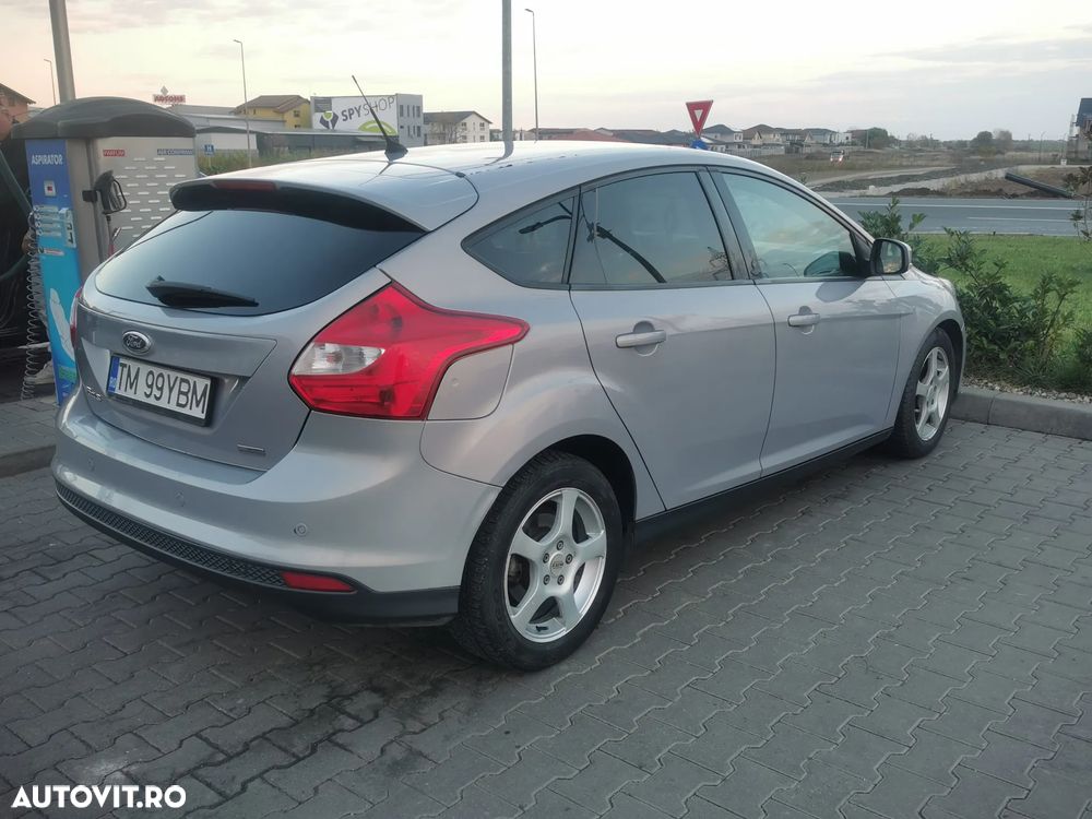 Ford Focus 1.6 TDCI DPF Start-Stopp-System Champions Edition - 4