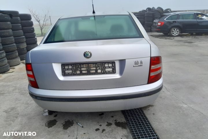 Compresor AC 6Q0820803J 6Q0820803J Skoda Fabia 6Y [facelift] [2004 - - 8