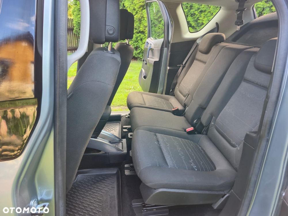 Opel Meriva - 13