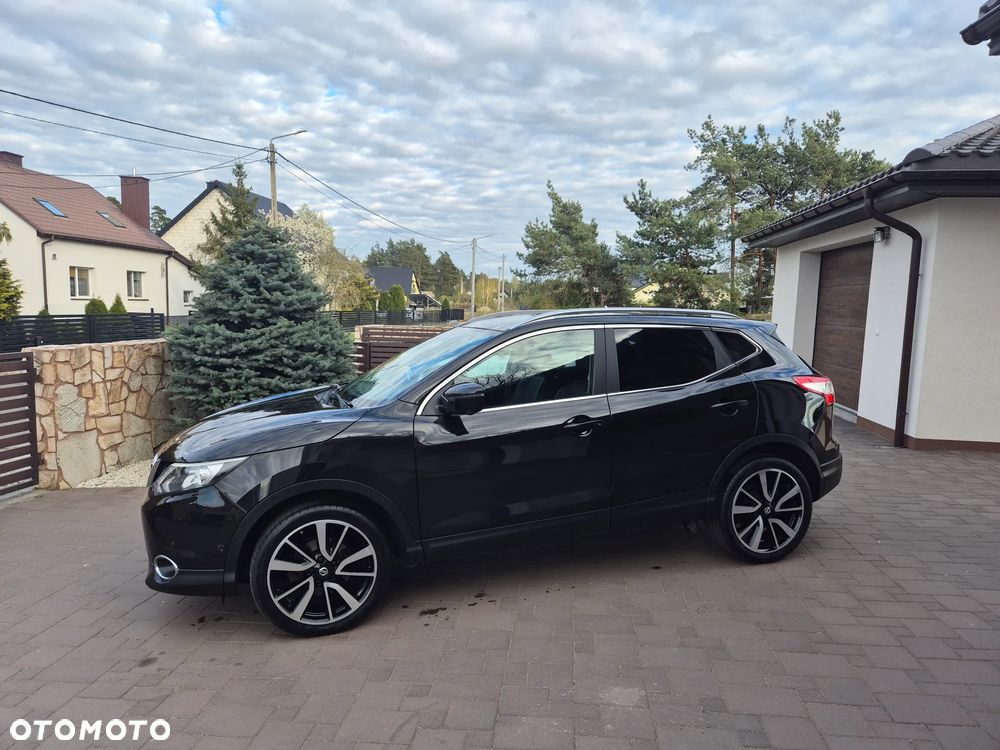Nissan Qashqai - 2