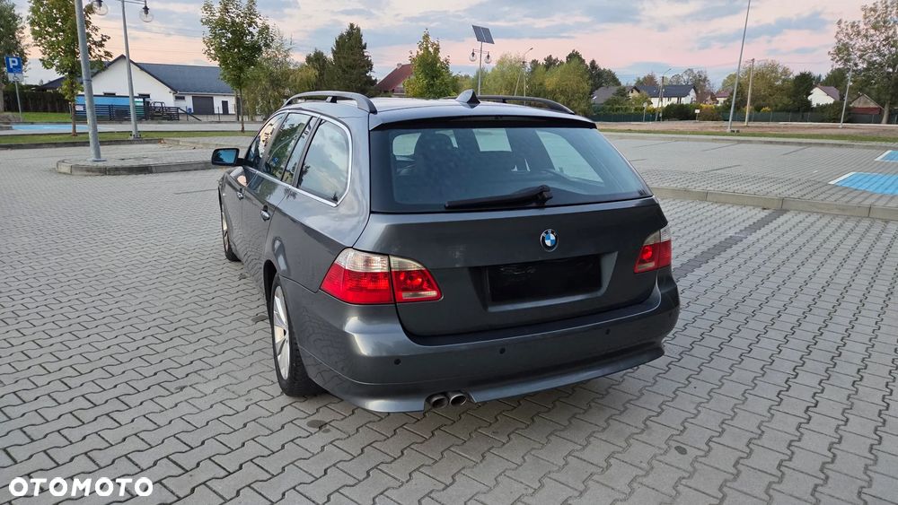 BMW Seria 5 - 36