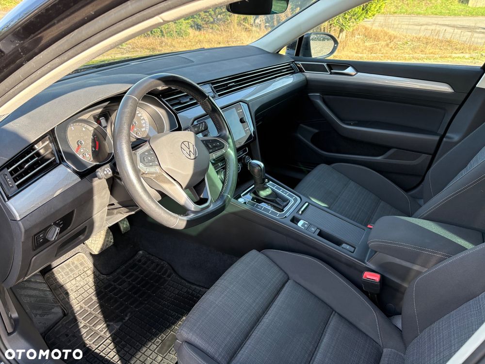 Volkswagen Passat 2.0 TDI BMT Comfortline DSG - 10