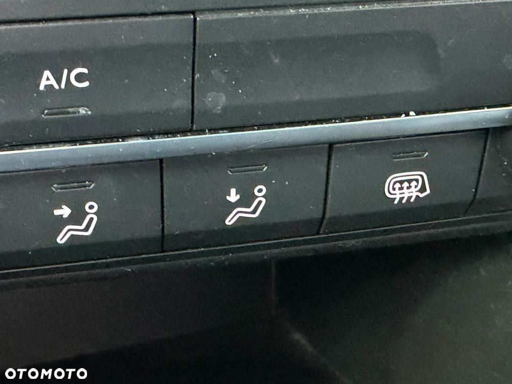 Citroën BERLINGO - 11