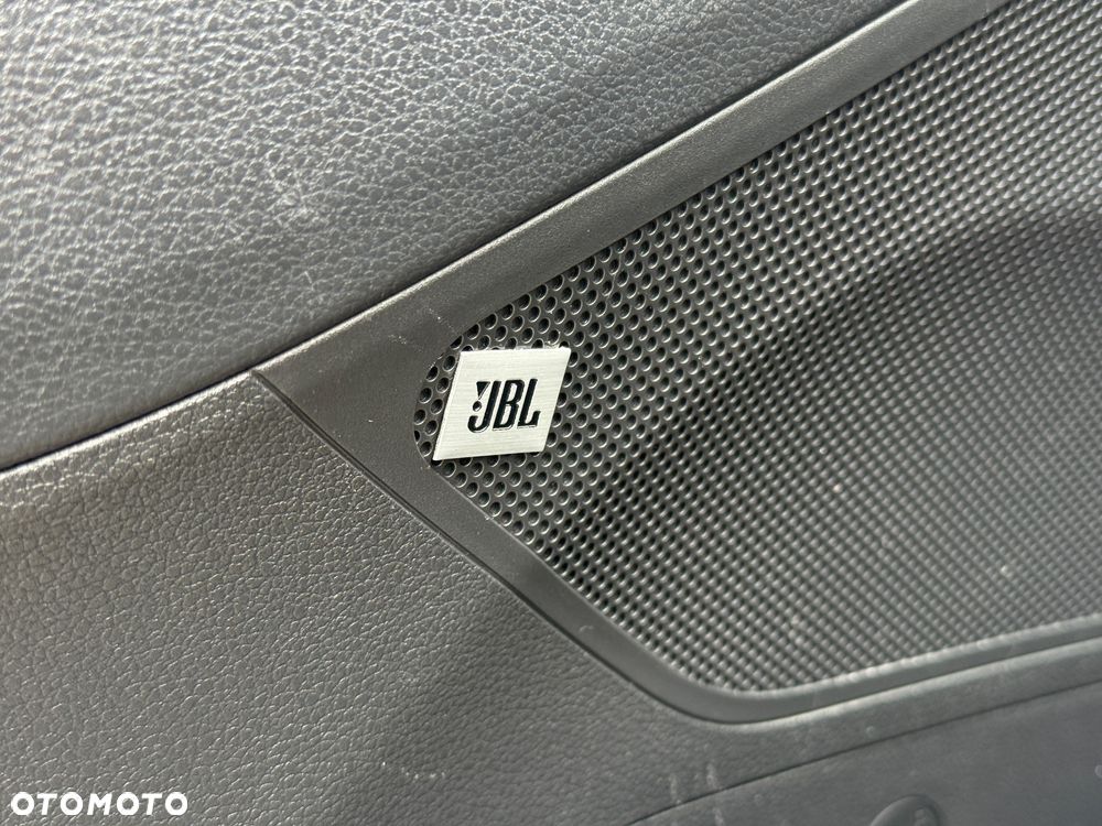 Hyundai i30 1.6 D Comfort DCT - 38