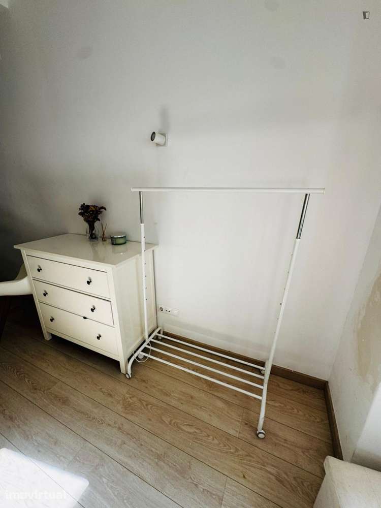 Quarto - localizado em Arroios Lisbon - Grande imagem: 5/8