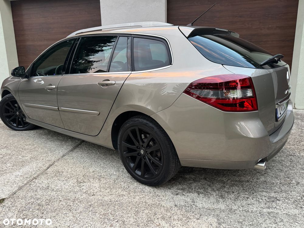 Renault Laguna 2.0 dCi Initiale - 13