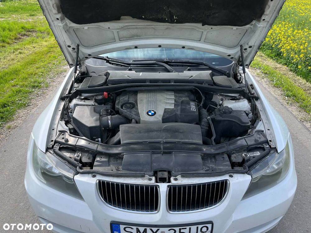 BMW Seria 3 320d - 10