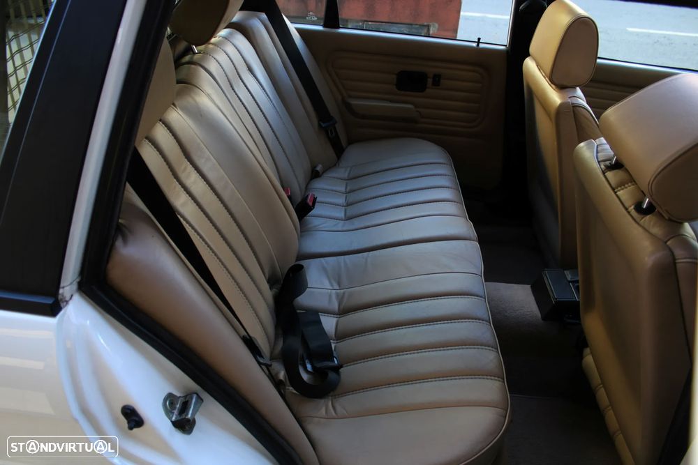 BMW 325 i Touring - 27