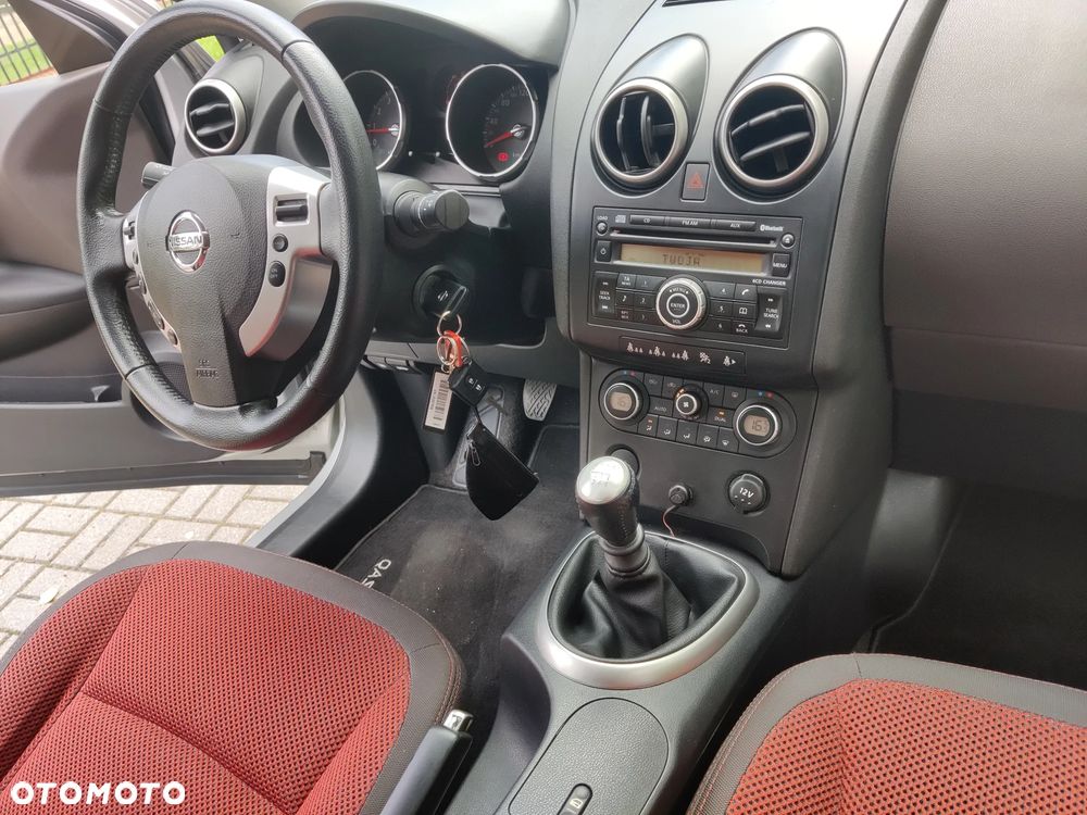 Nissan Qashqai 2.0 Visia - 28