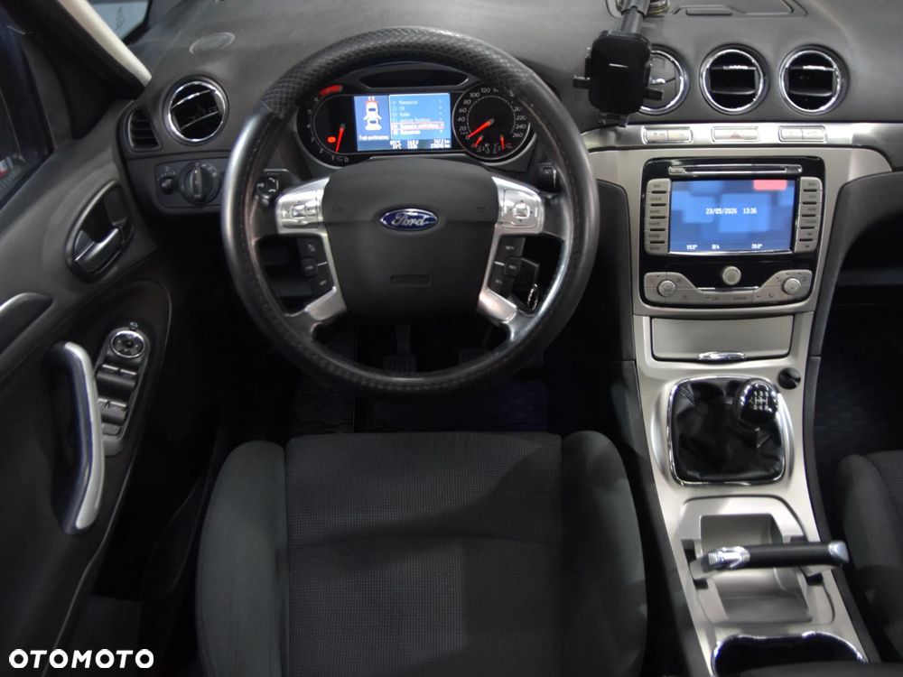 Ford S-Max - 20