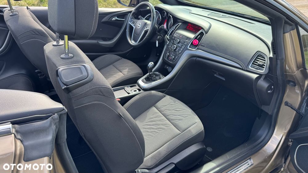 Opel Cascada 1.4 Turbo (ecoFLEX) Start/Stop Edition - 19