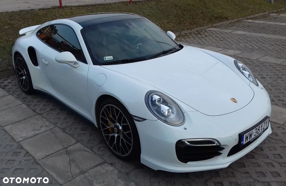 Porsche 911 Turbo S - 15