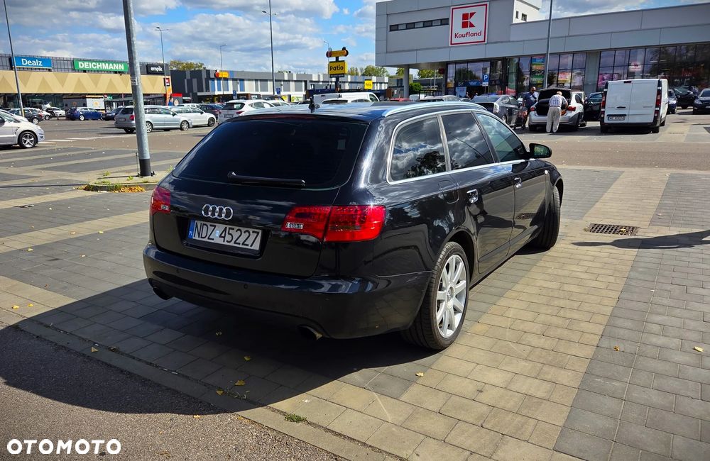 Audi A6 - 4
