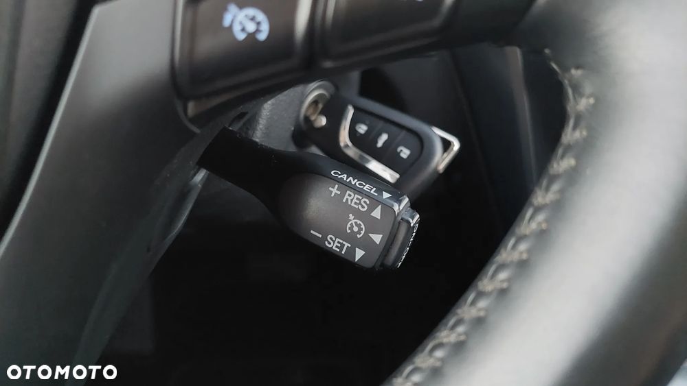 Toyota Avensis 1.8 Premium EU5 MS - 29