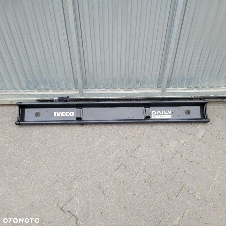 ZDERZAK TYL BELKA IVECO DAILY NM. ORYGINAL 500356844kb - 1