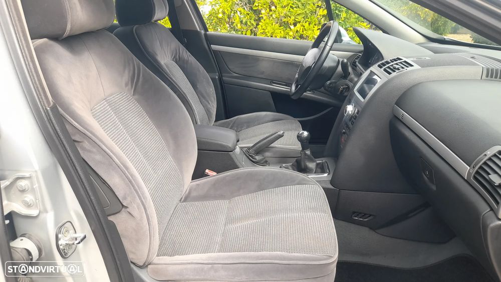 Peugeot 407 1.6 HDi Griffe - 40