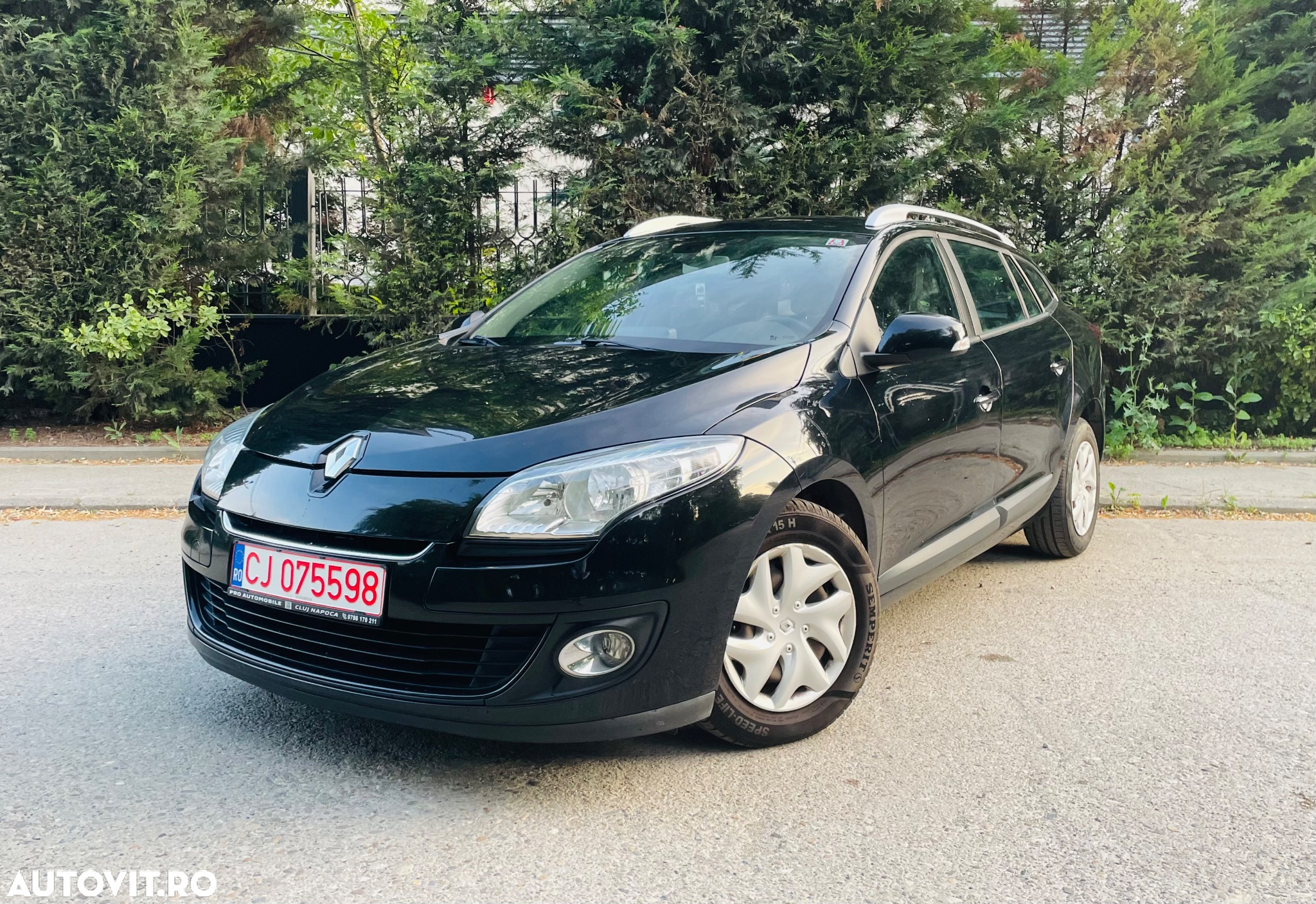 Renault Megane ENERGY dCi 110 Start & Stop LIMITED - 27