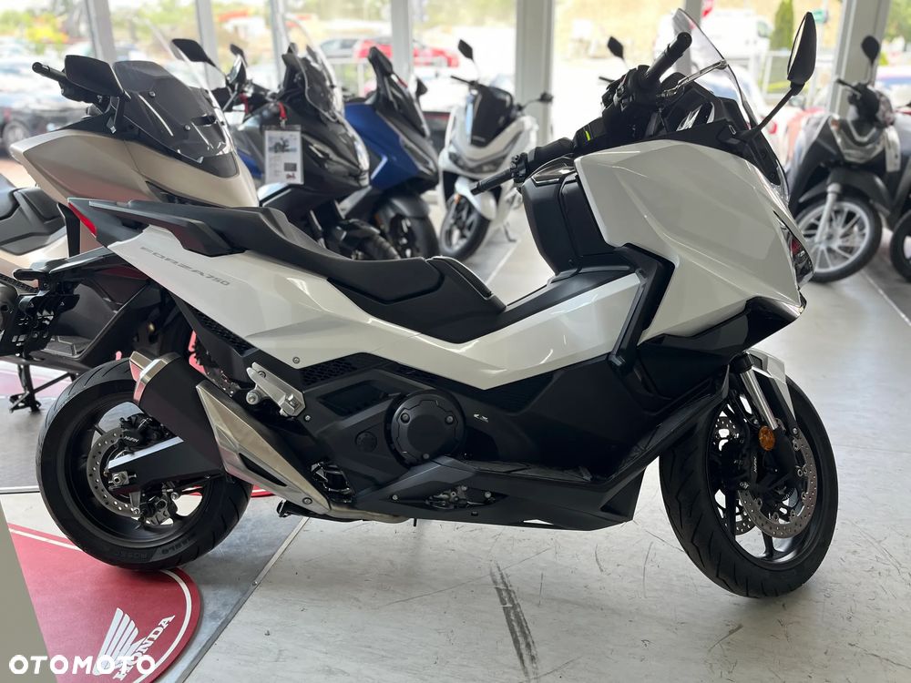 Honda NSS - 2