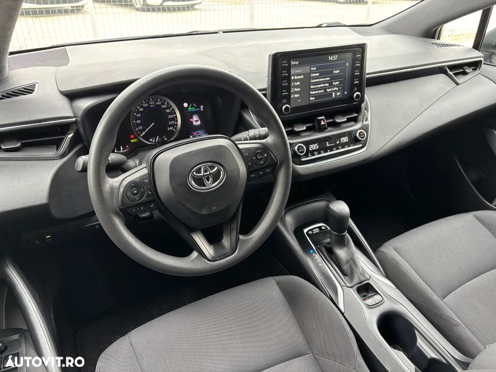 Toyota Corolla - 12