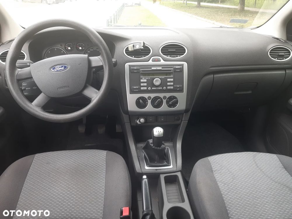 Ford Focus 1.6 TDCi Ambiente - 11