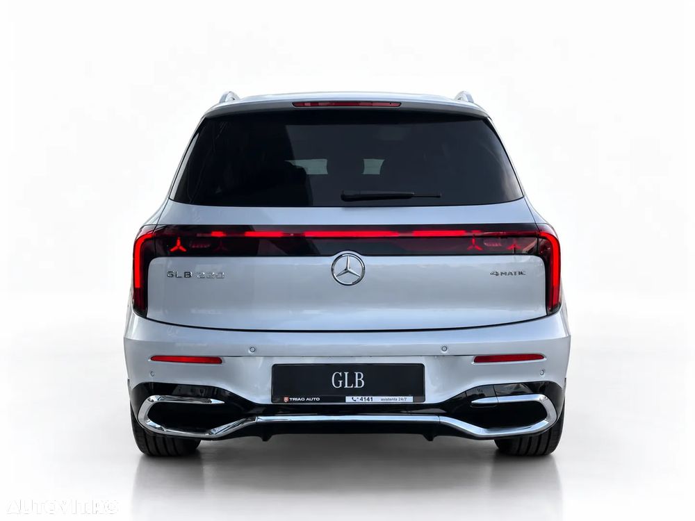 Mercedes-Benz GLB - 9