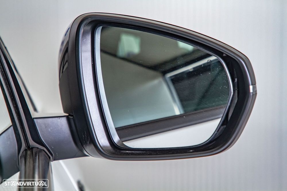 Peugeot 3008 1.5 BlueHDi GT EAT8 - 15