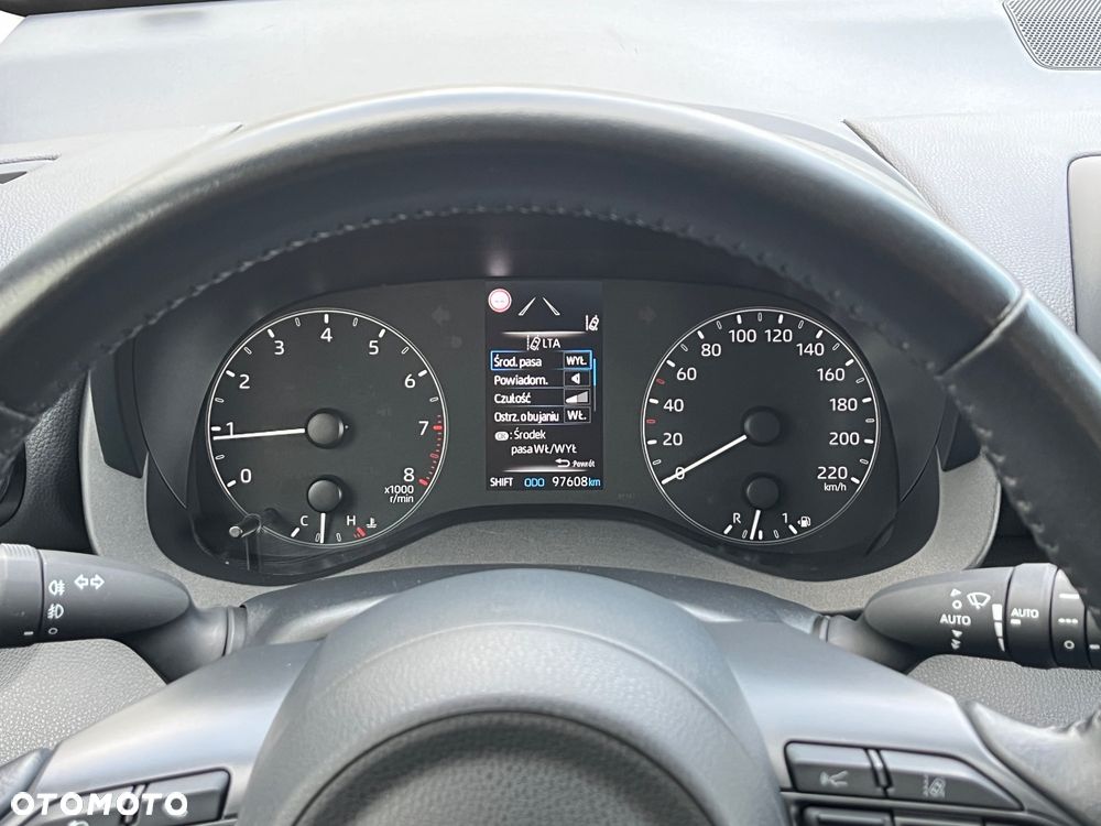 Toyota Yaris 1.5 Comfort - 23