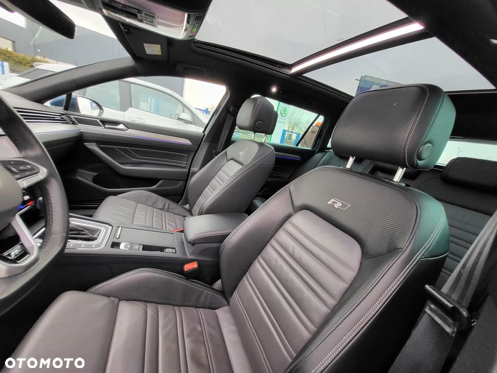 Volkswagen Passat 2.0 TDI SCR DSG 4Motion Business - 12