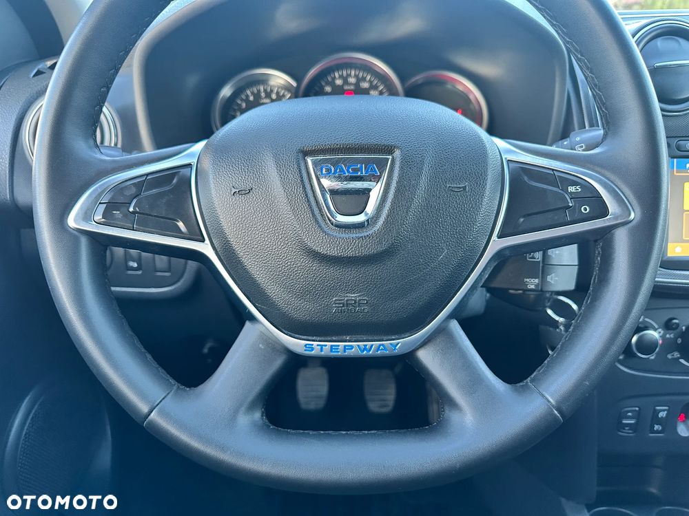 Dacia Sandero - 16